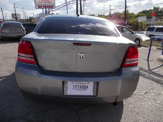 2008 Dodge Avenger SE
