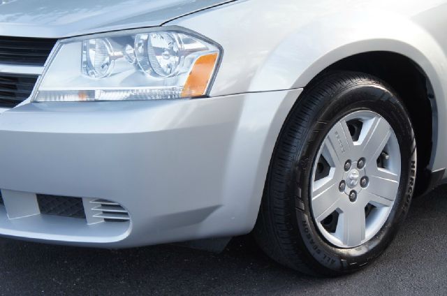 2008 Dodge Avenger SE
