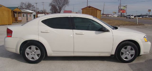 2008 Dodge Avenger SE