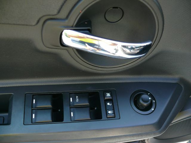 2009 Dodge Avenger SE