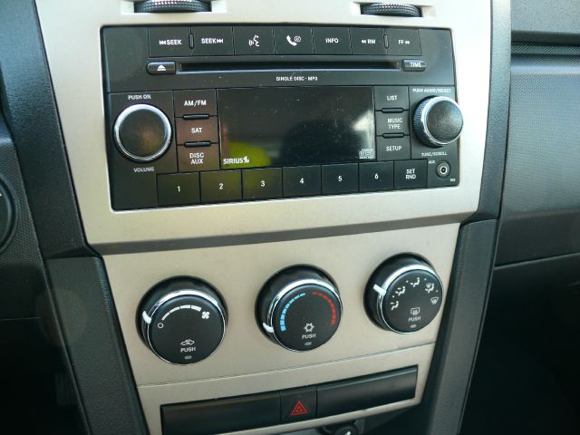 2009 Dodge Avenger SE