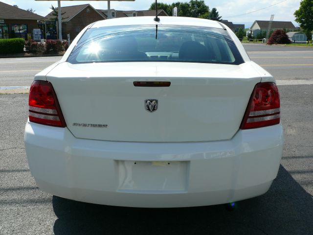 2009 Dodge Avenger SE
