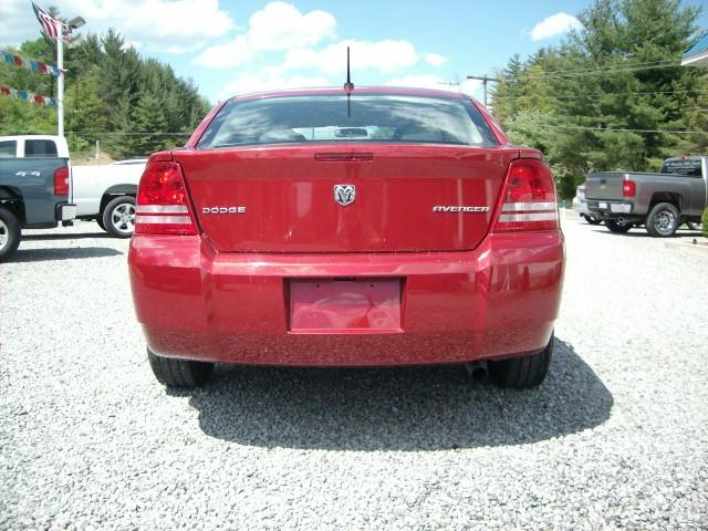 2009 Dodge Avenger SE