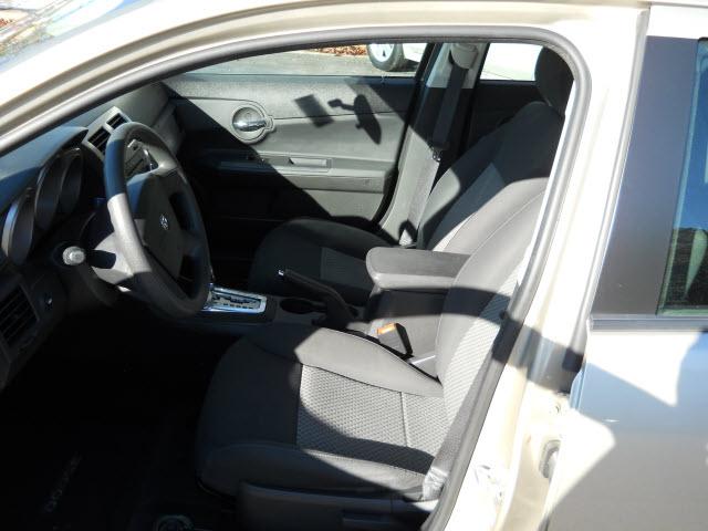 2009 Dodge Avenger SE