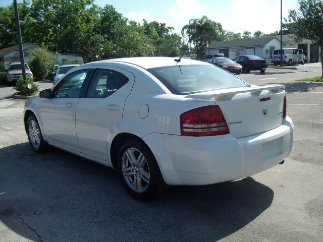 2010 Dodge Avenger Deluxe Convertible
