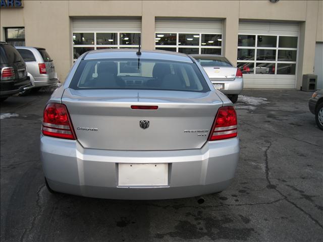 2010 Dodge Avenger S