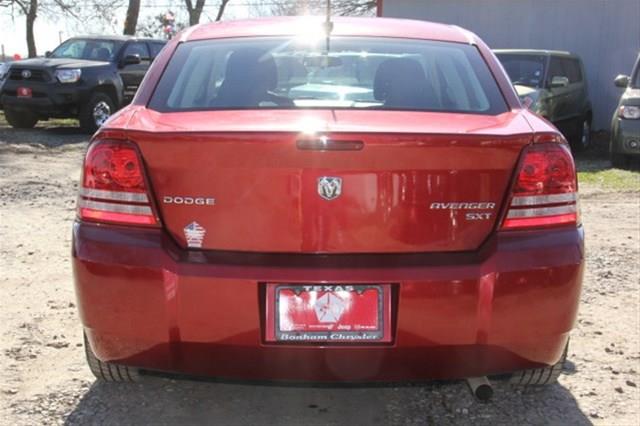 2010 Dodge Avenger S