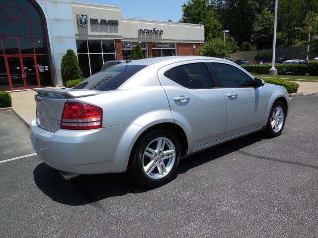2010 Dodge Avenger Deluxe Convertible