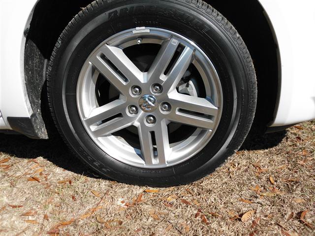 2010 Dodge Avenger 4dr Quad Cab 160.5 WB 4WD SLT