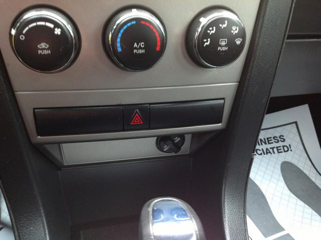 2010 Dodge Avenger S