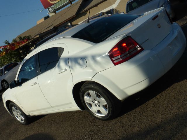 2010 Dodge Avenger S