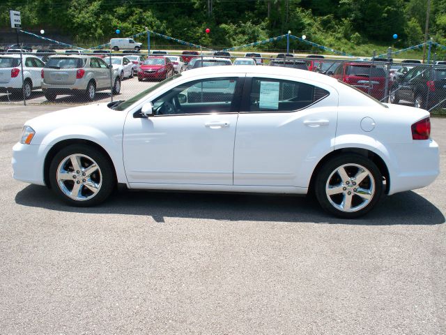 2011 Dodge Avenger W/appearance Pkg