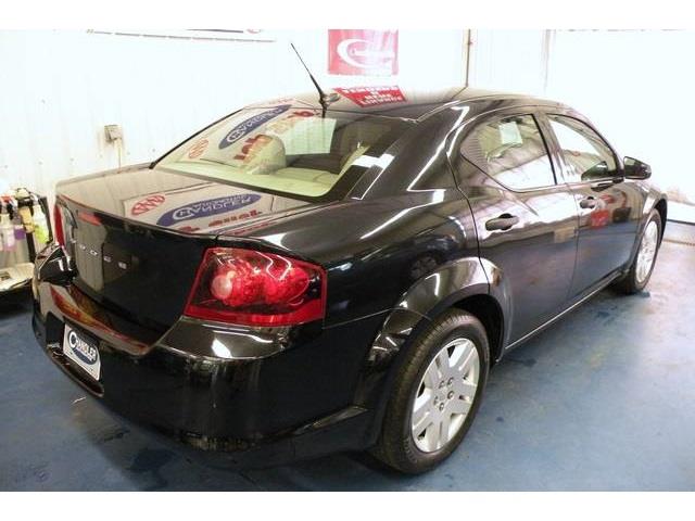 2011 Dodge Avenger Unknown
