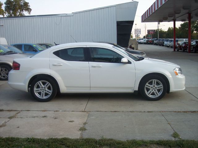 2011 Dodge Avenger W/appearance Pkg
