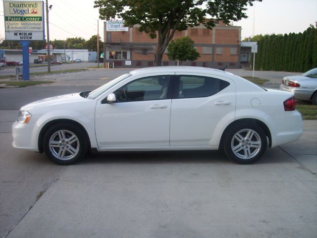 2011 Dodge Avenger W/appearance Pkg