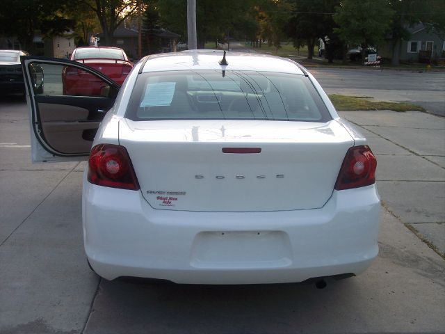 2011 Dodge Avenger W/appearance Pkg
