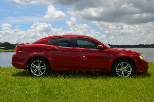 2011 Dodge Avenger W/appearance Pkg