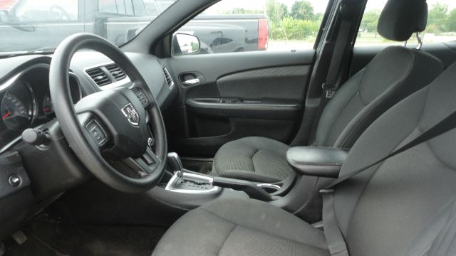 2011 Dodge Avenger W/appearance Pkg