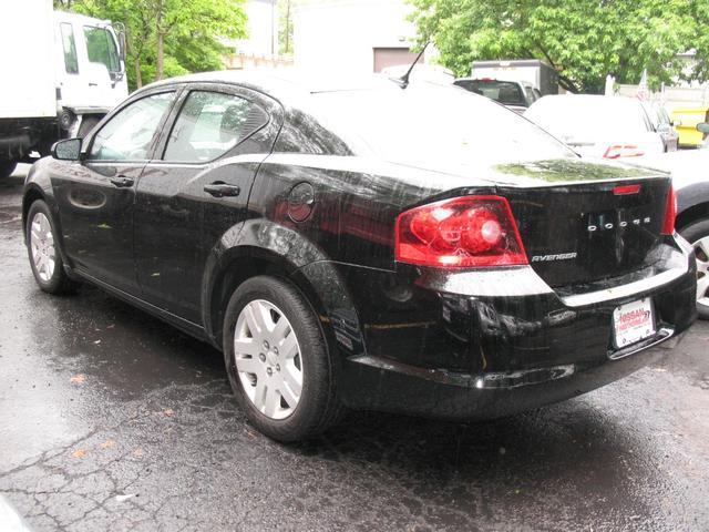 2011 Dodge Avenger W/appearance Pkg