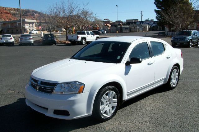 2012 Dodge Avenger Base