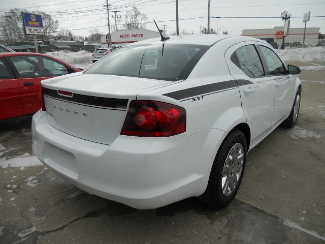 2012 Dodge Avenger Base