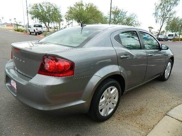 2012 Dodge Avenger SE