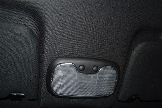 2012 Dodge Avenger SE