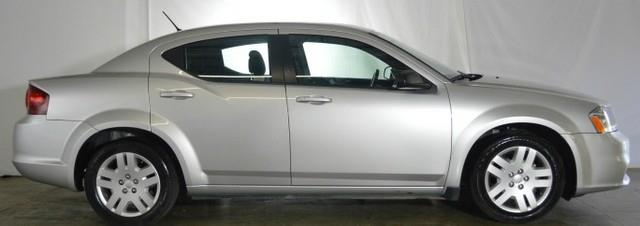 2012 Dodge Avenger SE