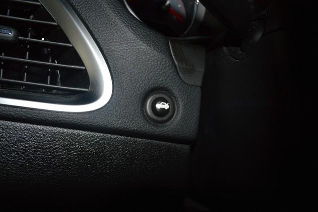 2012 Dodge Avenger SE