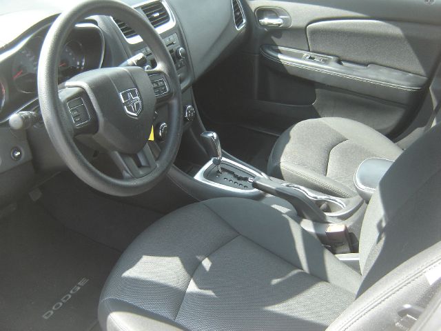 2012 Dodge Avenger Base