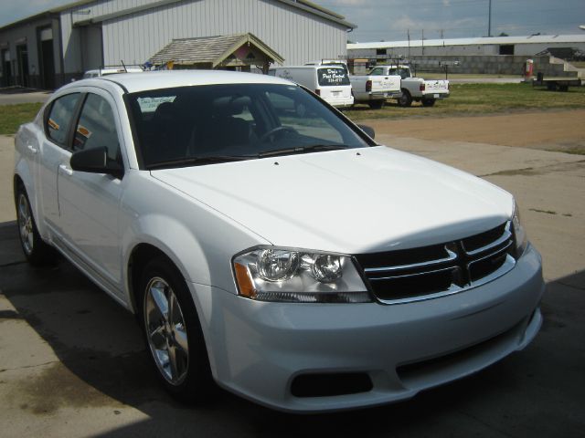 2012 Dodge Avenger Base