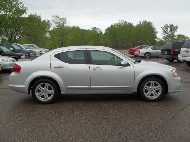 2012 Dodge Avenger S