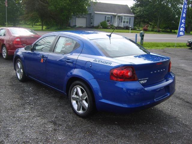 2012 Dodge Avenger SE