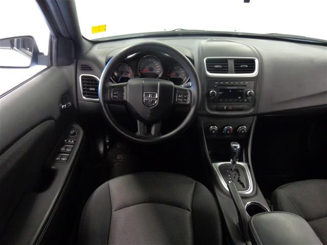 2012 Dodge Avenger SE
