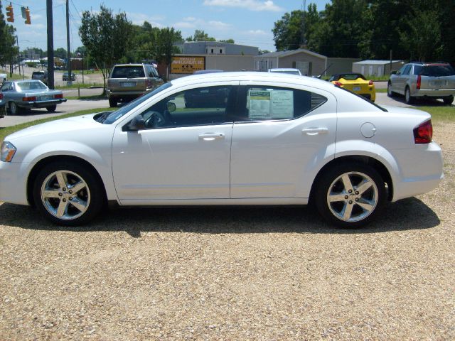 2012 Dodge Avenger SE
