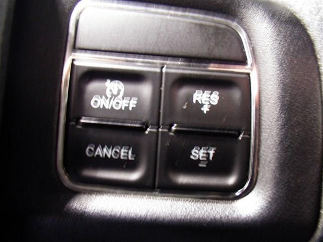 2012 Dodge Avenger SE