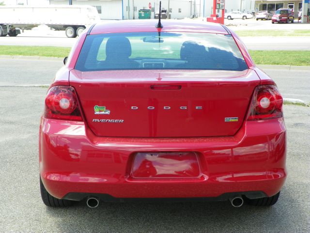 2012 Dodge Avenger SE