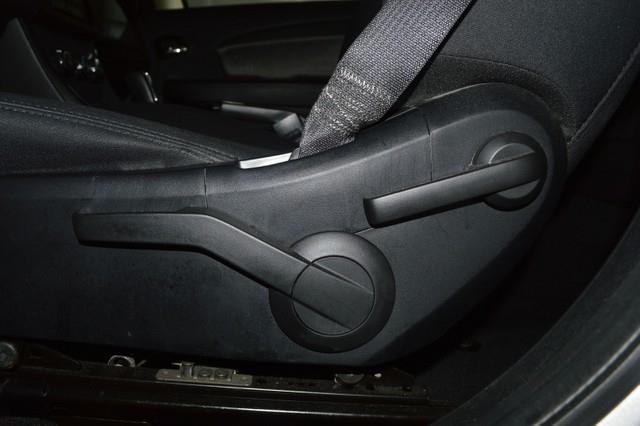 2012 Dodge Avenger SE