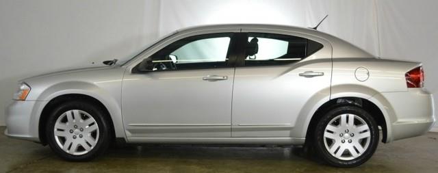 2012 Dodge Avenger SE