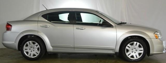 2012 Dodge Avenger SE