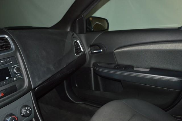 2012 Dodge Avenger SE