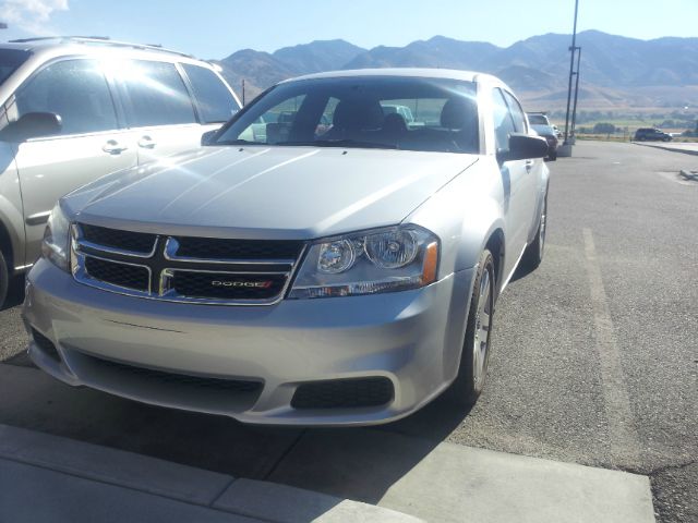 2012 Dodge Avenger Base