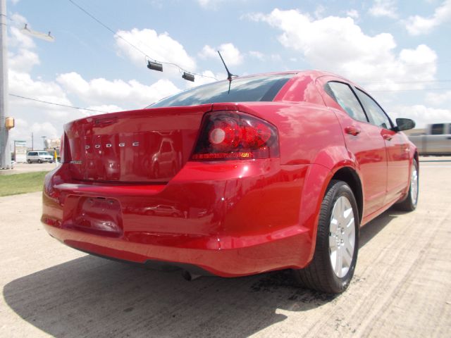 2012 Dodge Avenger Base