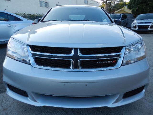 2012 Dodge Avenger SE