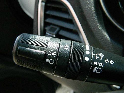 2012 Dodge Avenger Base