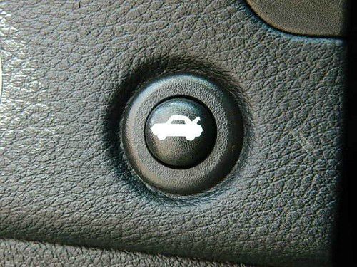 2012 Dodge Avenger Base