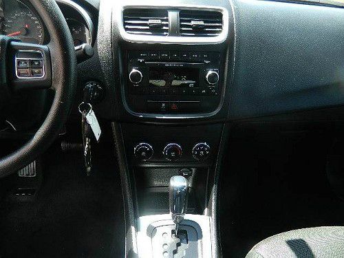 2012 Dodge Avenger Base