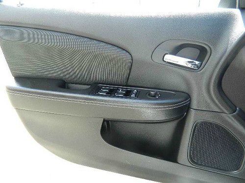 2012 Dodge Avenger Base