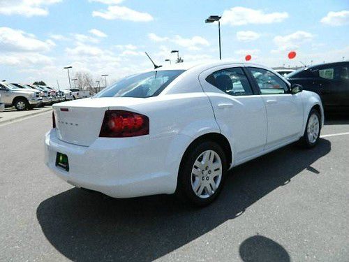 2012 Dodge Avenger Base