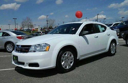 2012 Dodge Avenger Base